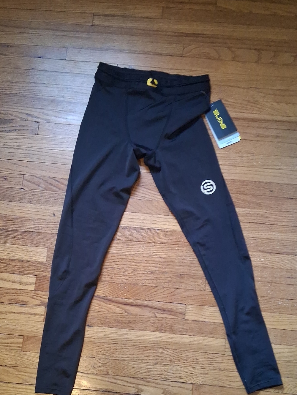 Skins 3 Series Compression Leggings NWT